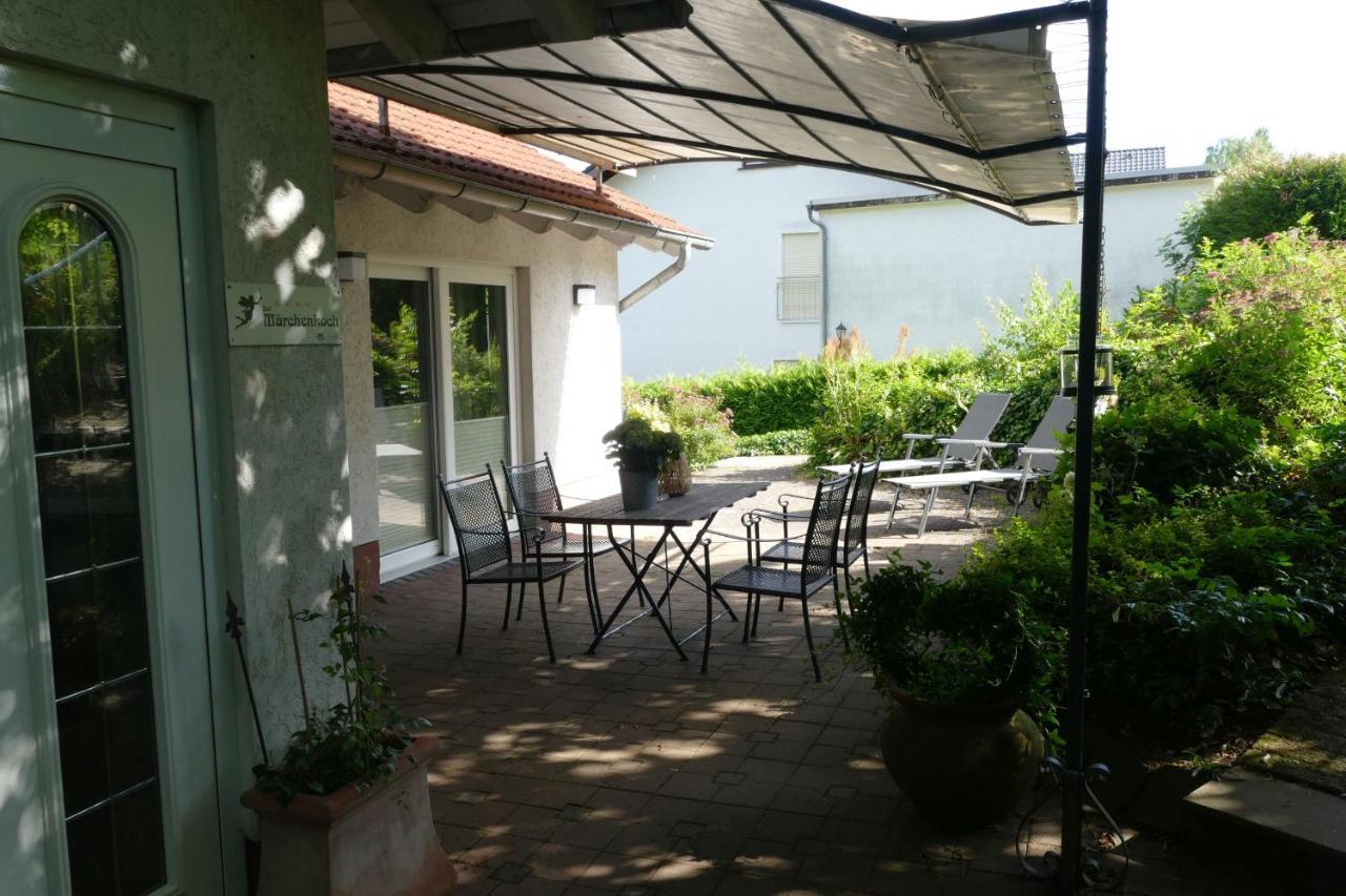 Land Und Leute Appartement Fritzlar Buitenkant foto