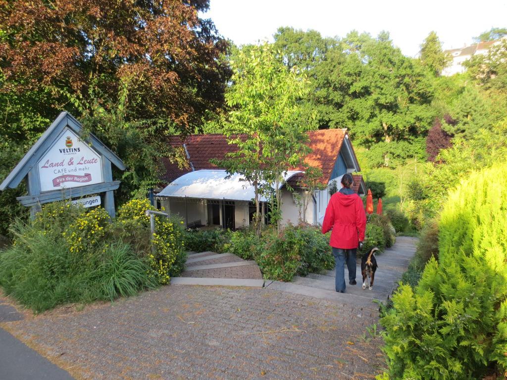 Land Und Leute Appartement Fritzlar Buitenkant foto
