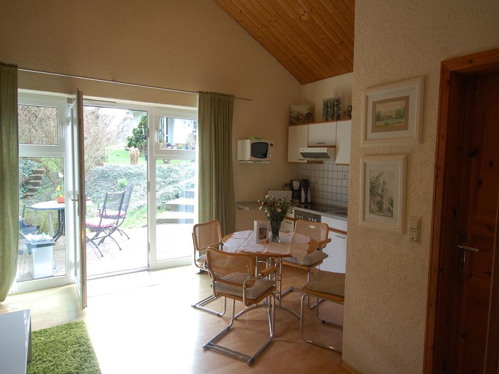 Land Und Leute Appartement Fritzlar Buitenkant foto